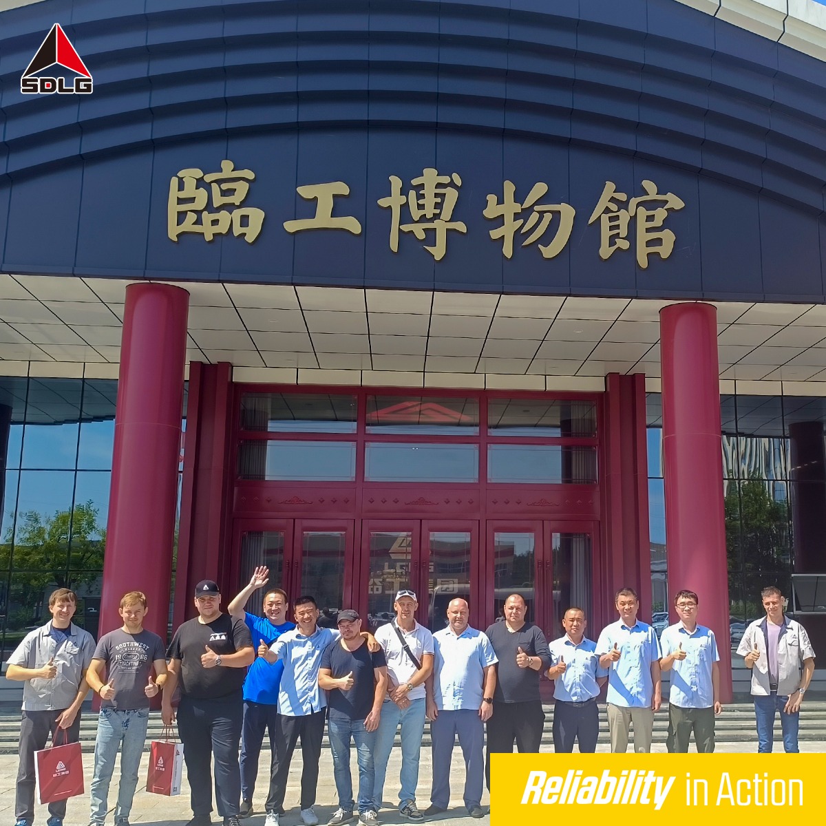 Welcome Eastern European service personnel to visit Lingong factory to learn maintenance knowledge