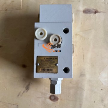 Orginal Zoomlion Hydraulic control valve 1010300371 for 30ton crane