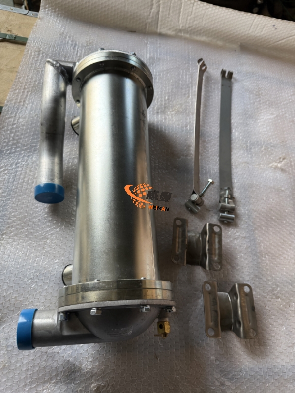 4120006094传动油散热器LG02S (2).jpg