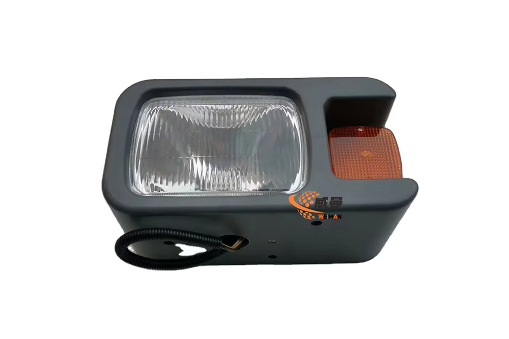 4130000542 Left front combination lamp.jpg