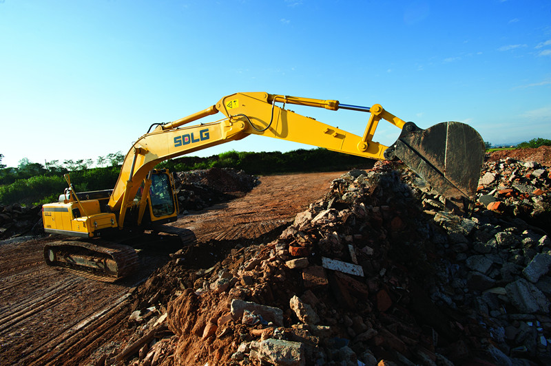 6210E SDLG EXCAVATOR.jpg