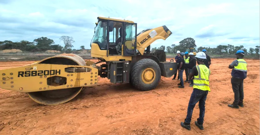 SDLG complete equipment assists in the construction of a mine in southern Africa