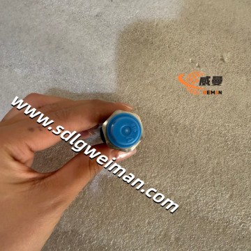 Hyundai Sensor-Pressure-(100 Bar) 31Q4-40820 for Hyundai Excavator R140W-9 R140LC-9 R145CR-9 R170W-9