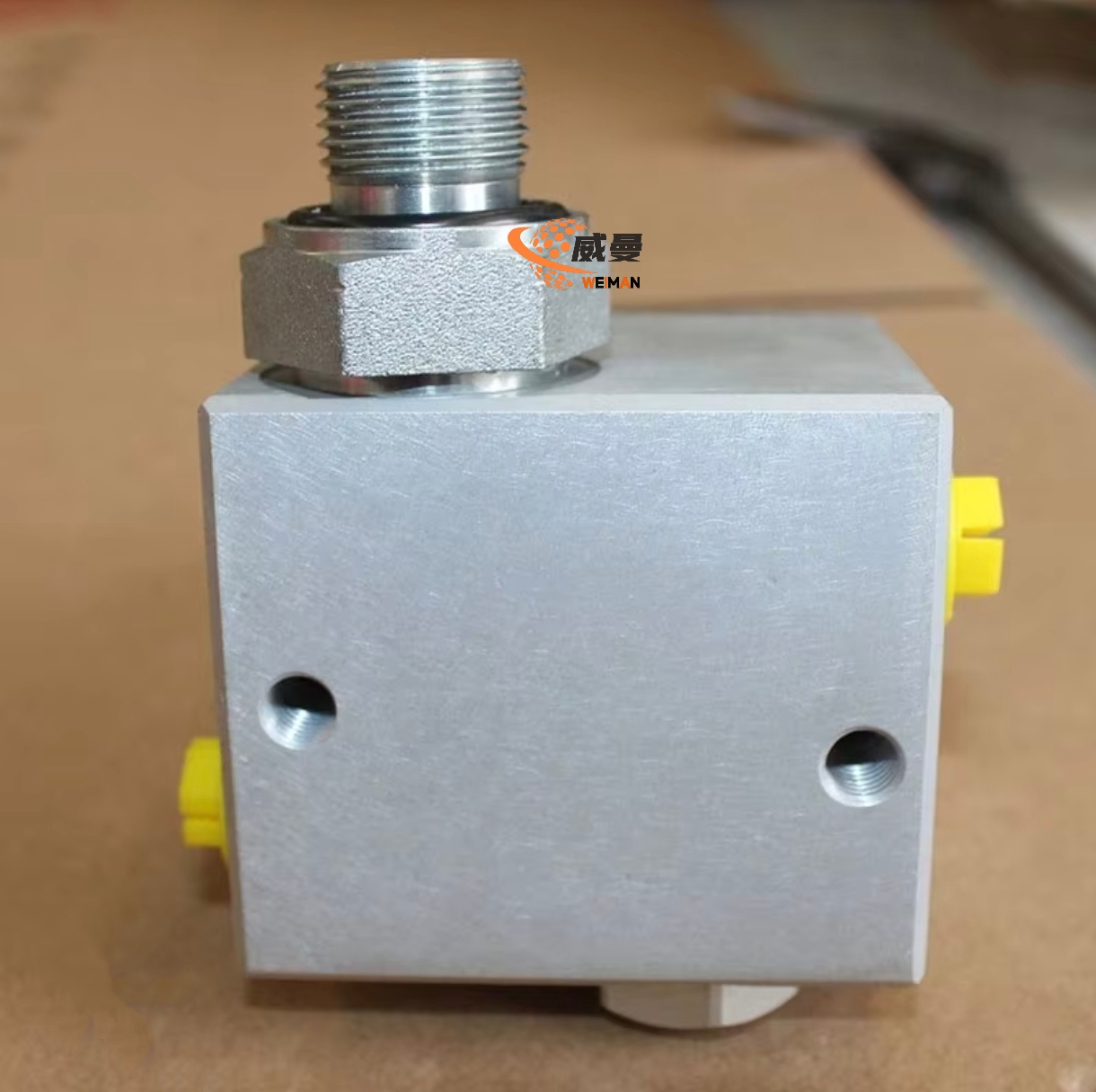 F0F49652E90CB9B5D4324CC0AEC46607